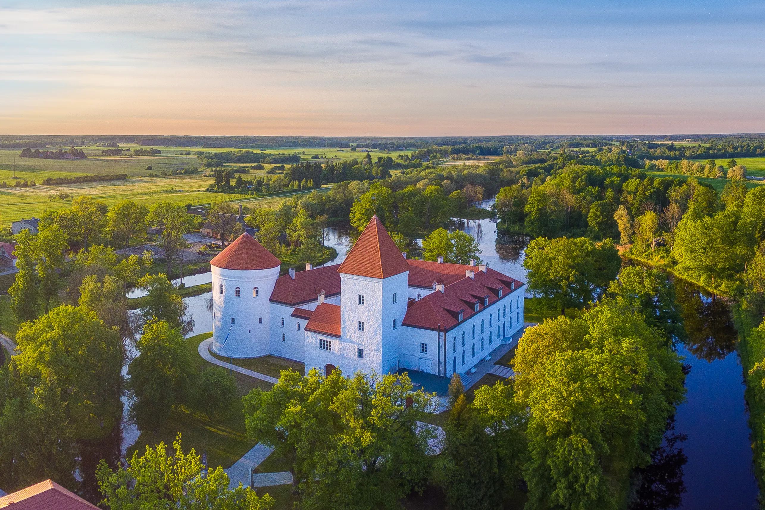 Koluvere Caslte in Väike-Maarja parish