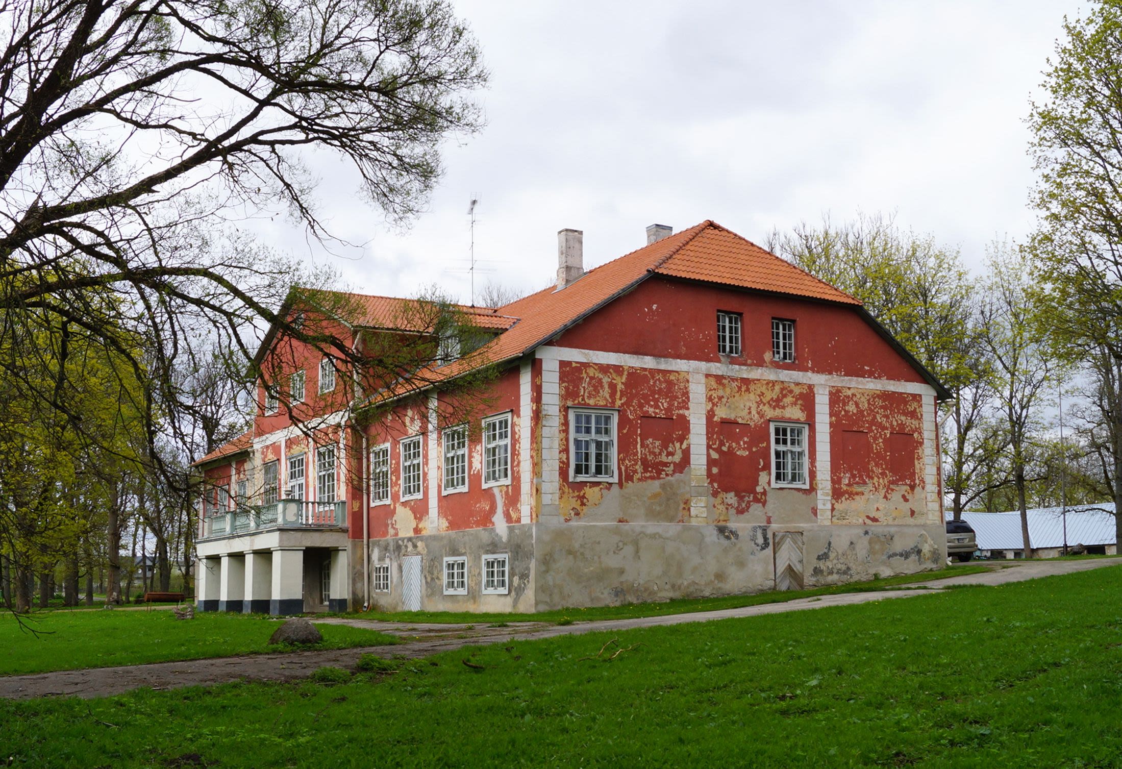 Kodila manor